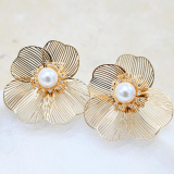 JNI-E  Flower with Pearl Earrings