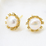 Pearl Stud Earrings with Gold Detailing